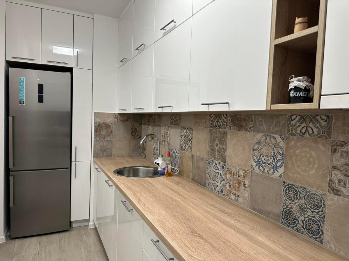 Novoureden Stan U Vitezu Apartman Kültér fotó